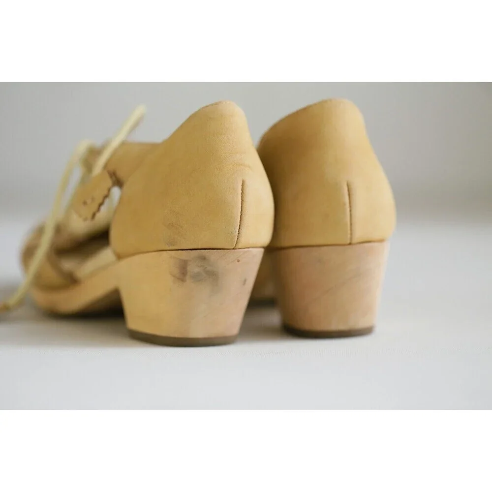 F- Troupe London Bran NEW Light Beige Nubuck Suede Lace up Clog Sandals 6.5